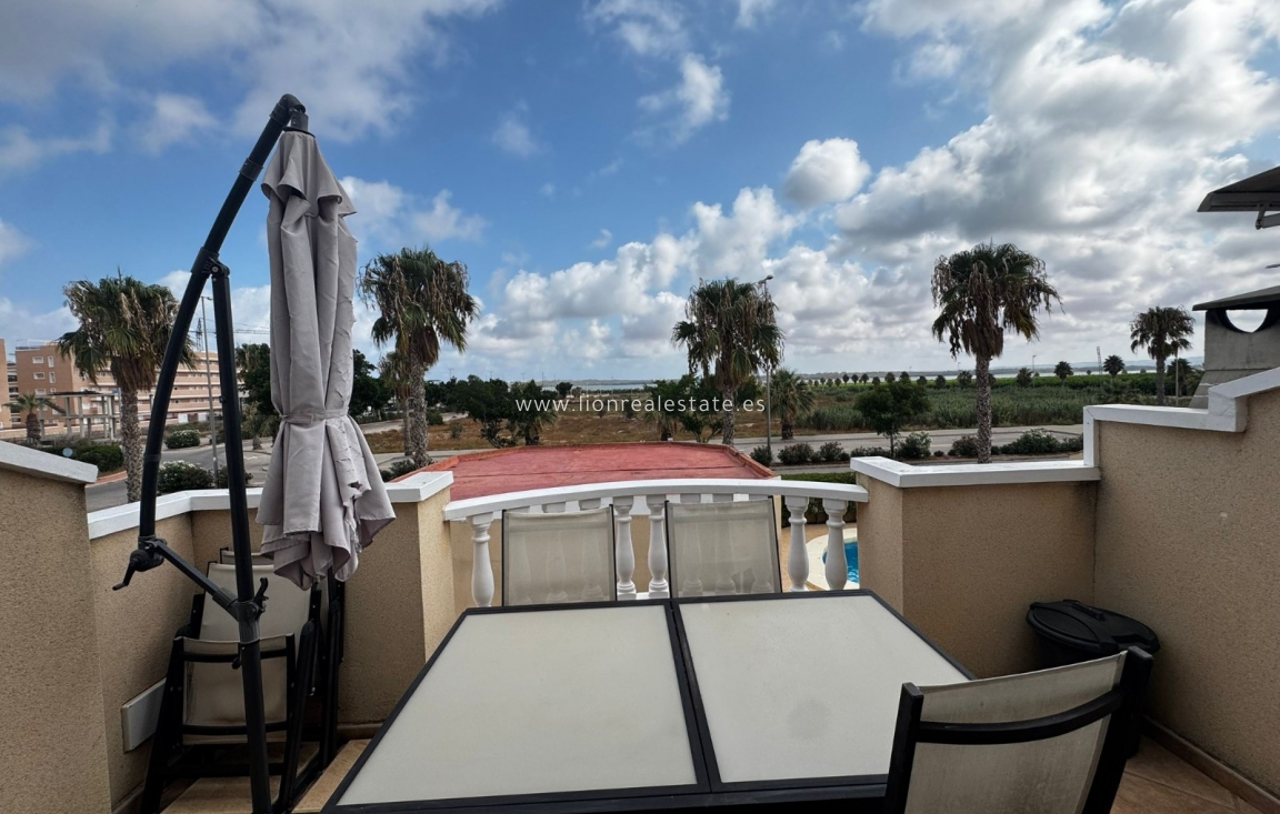 Resale - Apartment / flat - Guardamar del Segura - El Raso