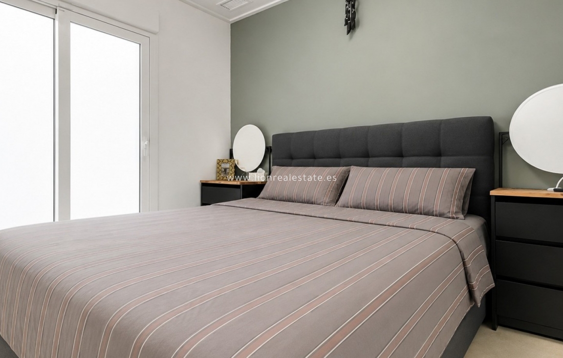 Resale - Apartment / flat - Guardamar del Segura - El Raso