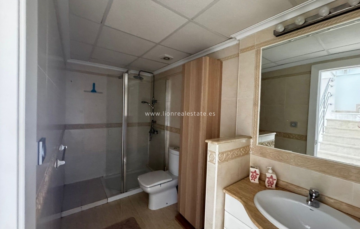 Resale - Apartment / flat - Guardamar del Segura - Urb el raso