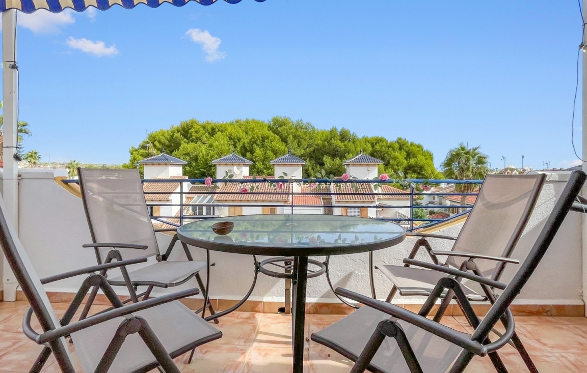 Resale - Apartment / flat - Mil Palmeras