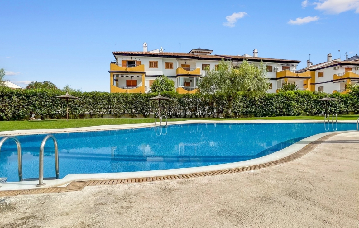 Resale - Apartment / flat - Mil Palmeras