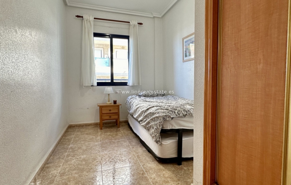 Resale - Apartment / flat - Orihuela Costa - Cabo Roig