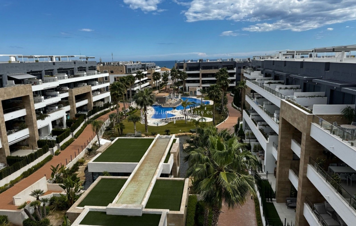 Resale - Apartment / flat - Orihuela Costa - La Zenia