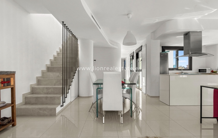 Resale - Apartment / flat - Orihuela Costa - La Zenia