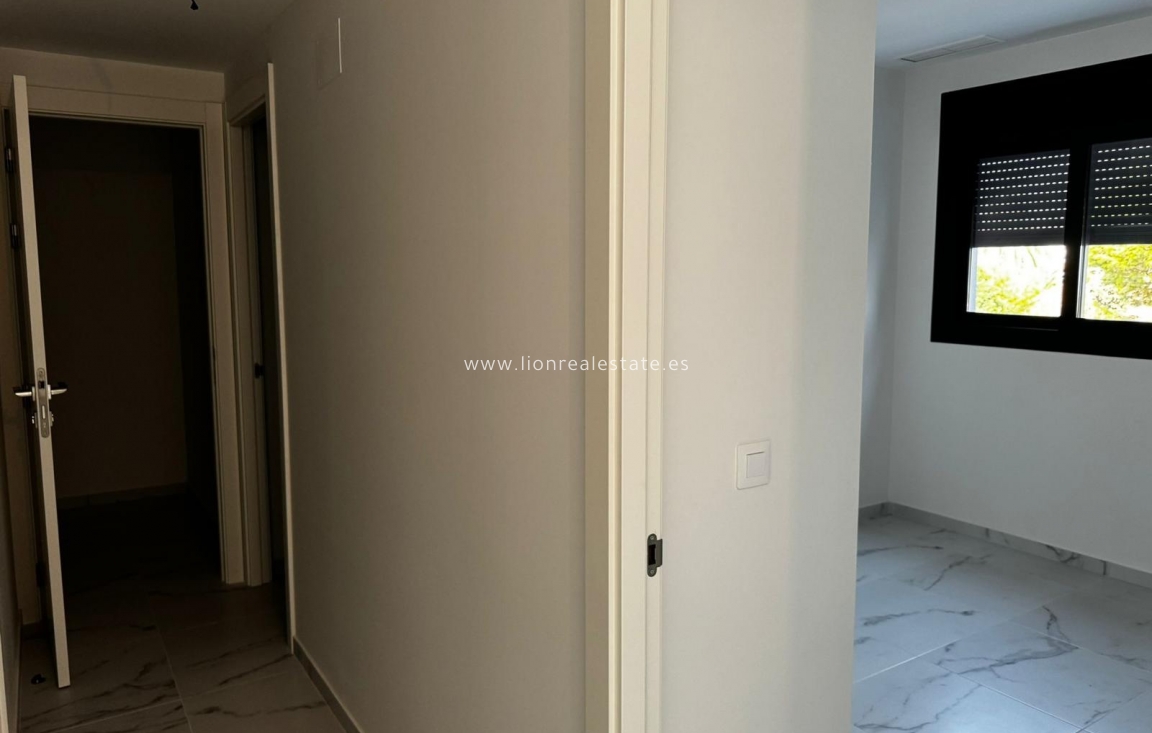 Resale - Apartment / flat - Orihuela Costa - La Zenia