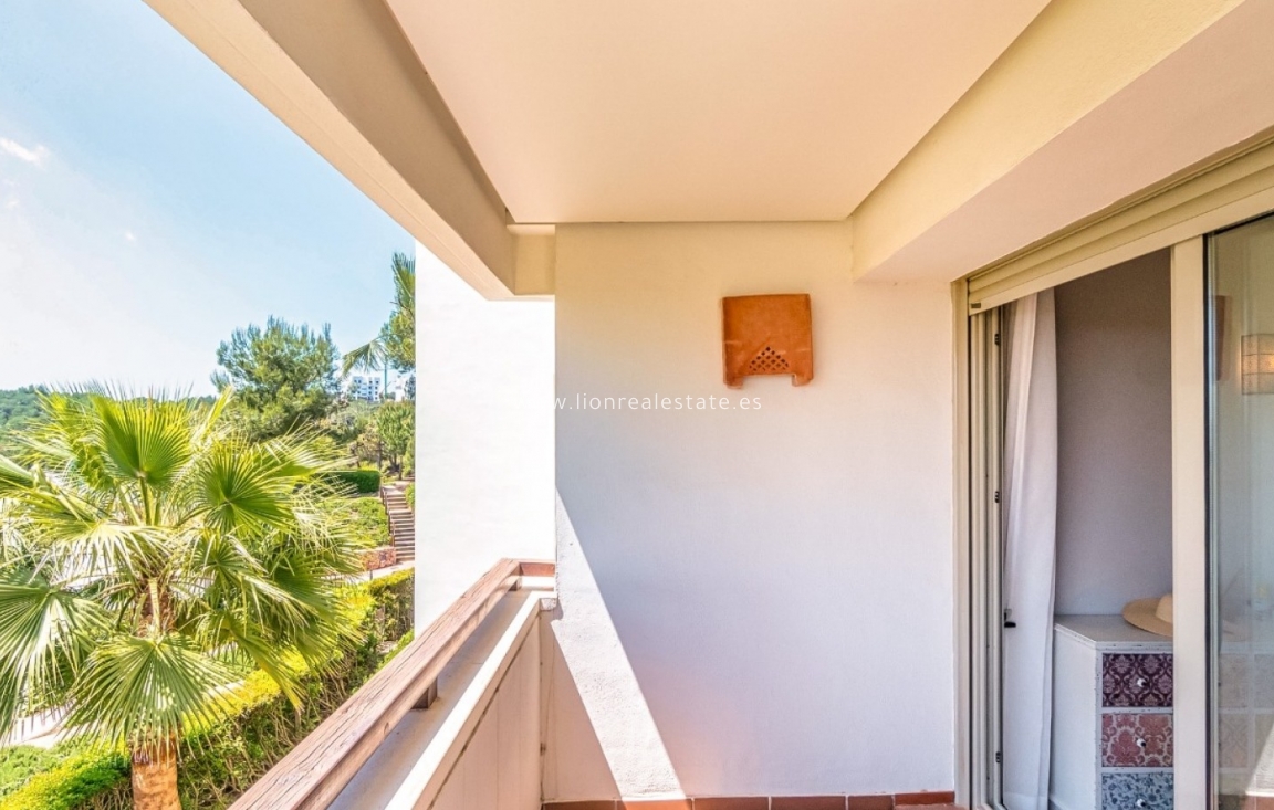 Resale - Apartment / flat - Orihuela Costa - Las Colinas Golf