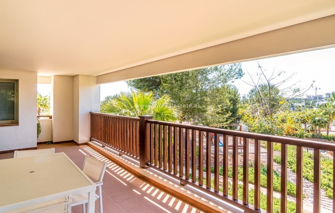 Resale - Apartment / flat - Orihuela Costa - Las Colinas Golf