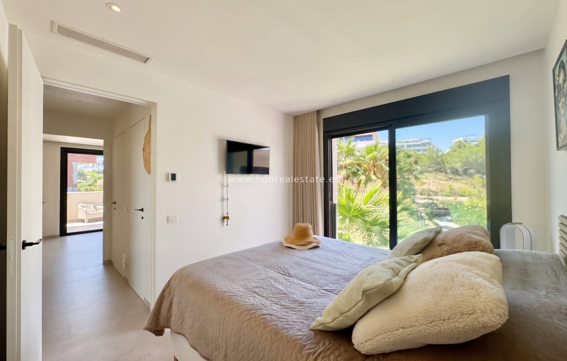 Resale - Apartment / flat - Orihuela Costa - Las Colinas Golf