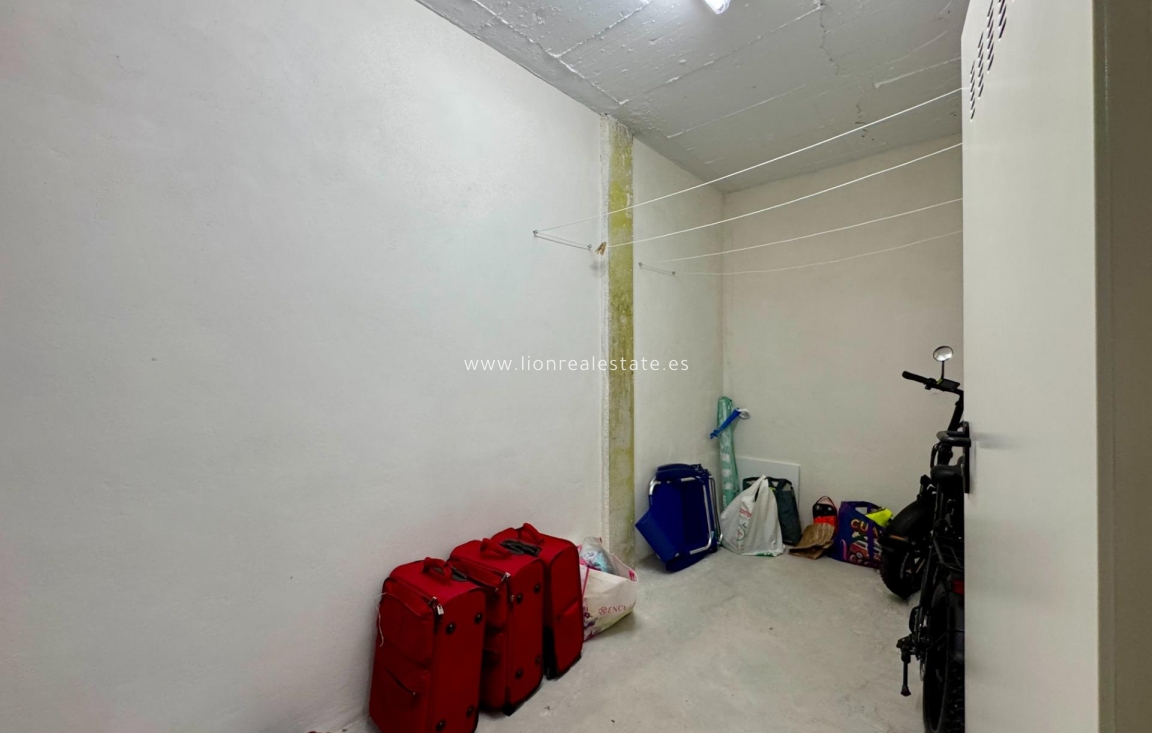 Resale - Apartment / flat - Orihuela Costa - Las Colinas Golf