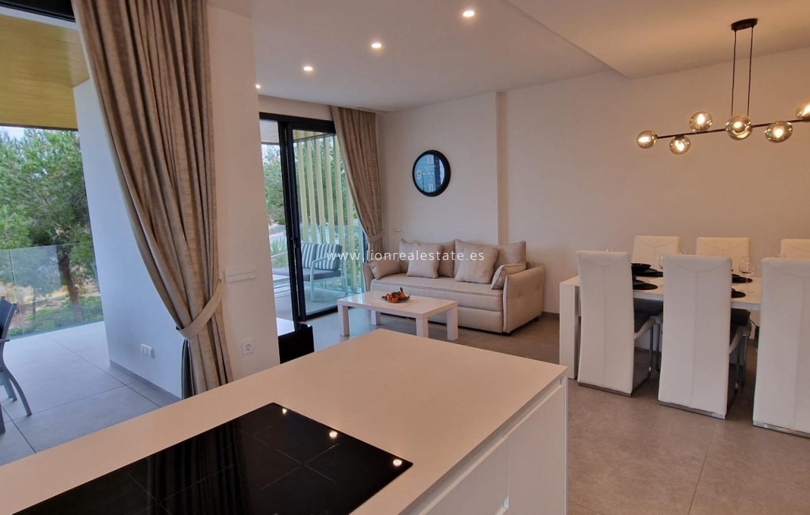 Resale - Apartment / flat - Orihuela Costa - Las Colinas Golf