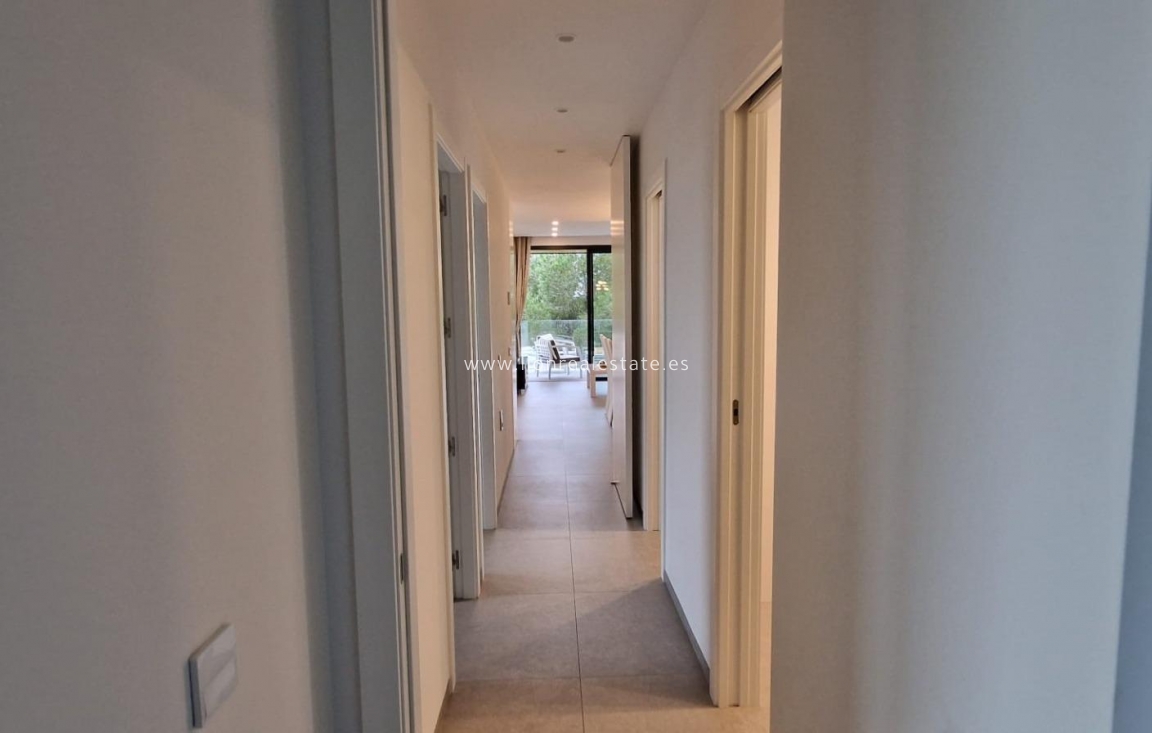 Resale - Apartment / flat - Orihuela Costa - Las Colinas Golf
