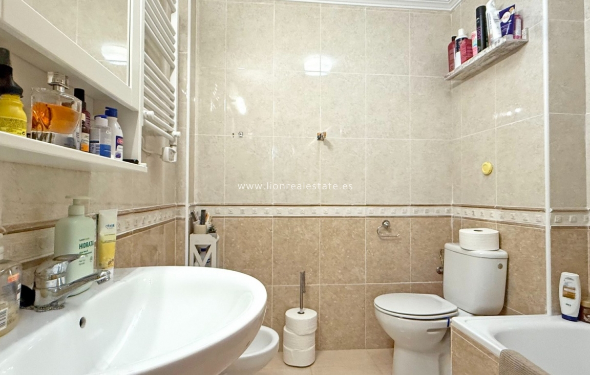 Resale - Apartment / flat - Orihuela Costa - Lomas de Cabo Roig