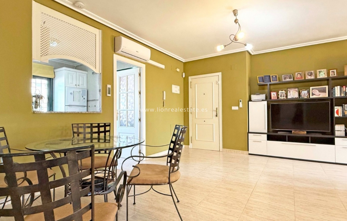 Resale - Apartment / flat - Orihuela Costa - Lomas de Campoamor