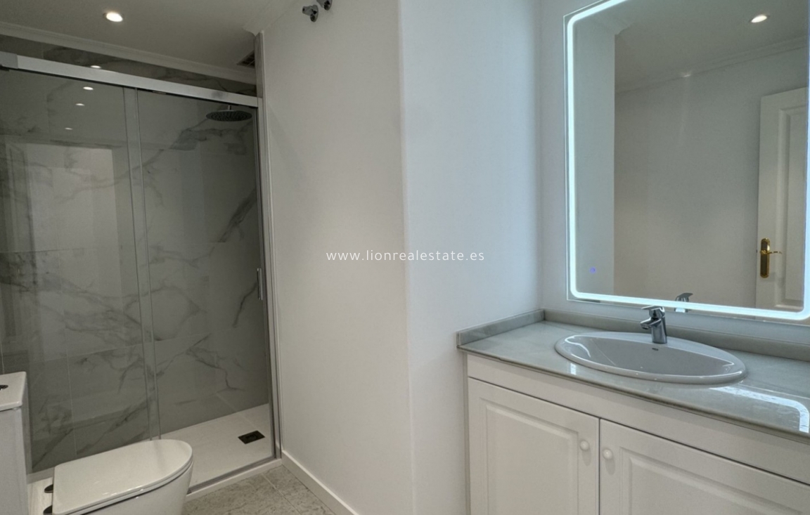 Resale - Apartment / flat - Orihuela Costa - Lomas de Campoamor