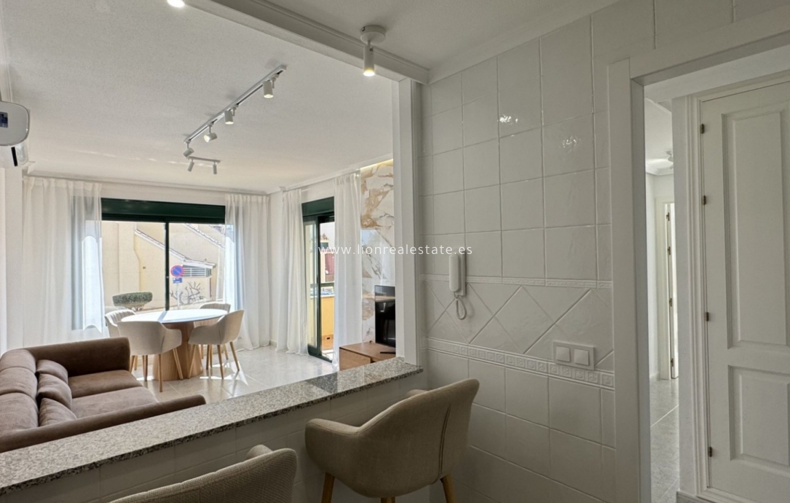 Resale - Apartment / flat - Orihuela Costa - Lomas de Campoamor