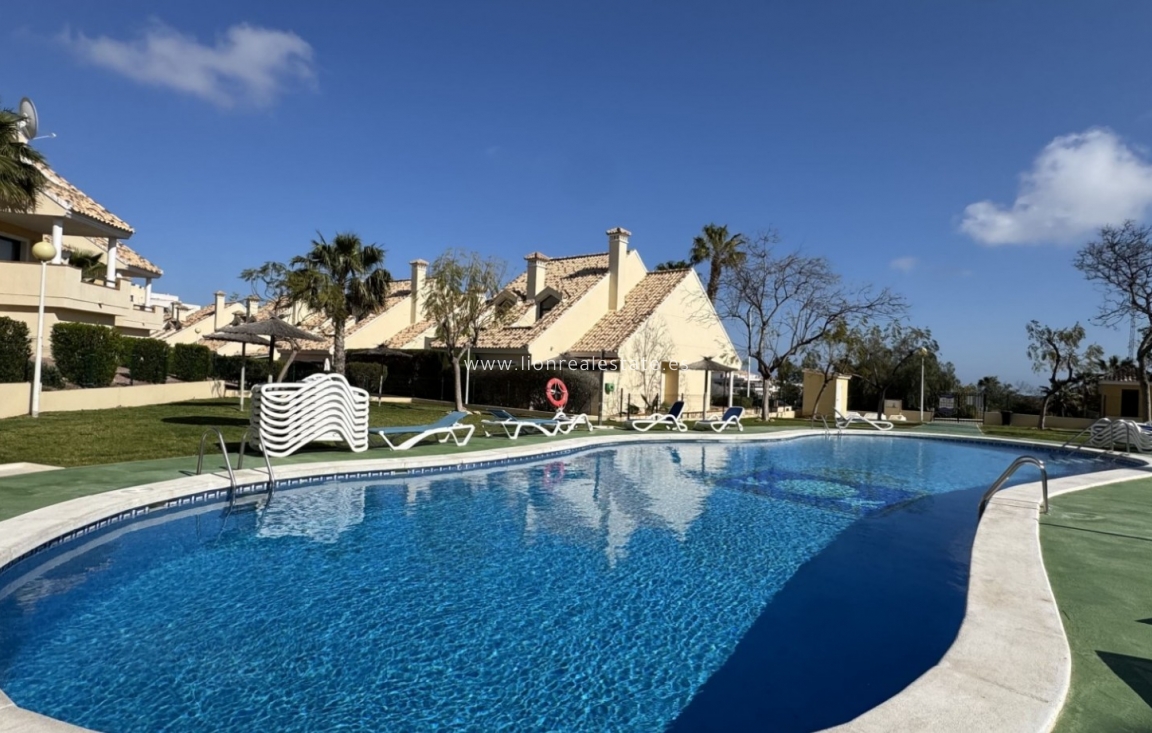 Resale - Apartment / flat - Orihuela Costa - Lomas de Campoamor