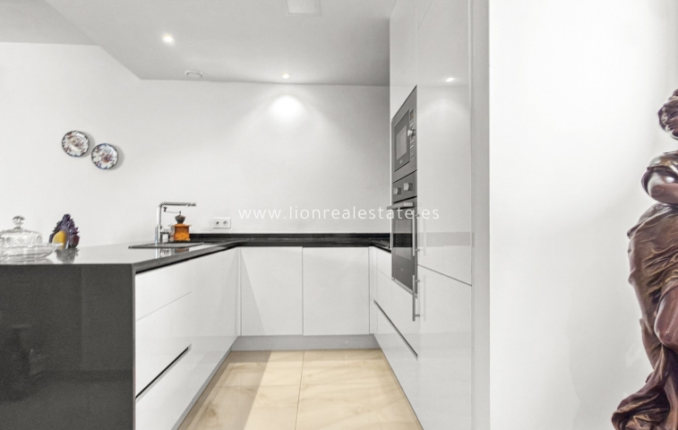 Resale - Apartment / flat - Orihuela Costa - Los Altos