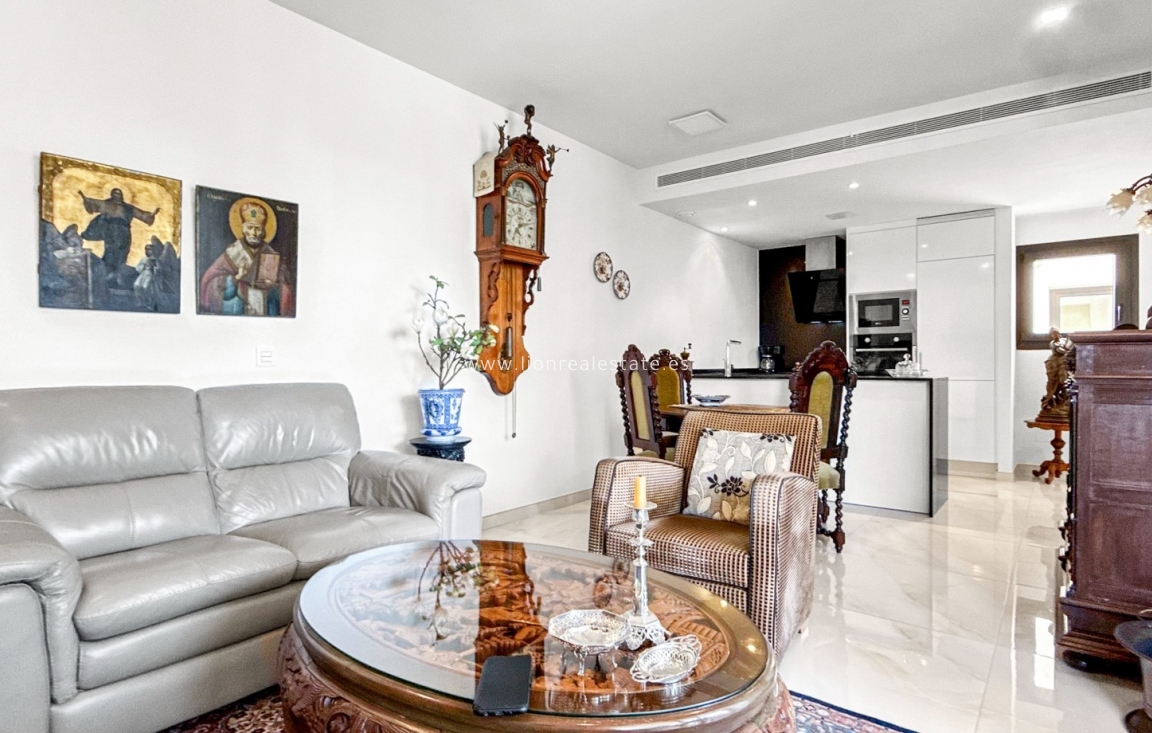 Resale - Apartment / flat - Orihuela Costa - Los Altos