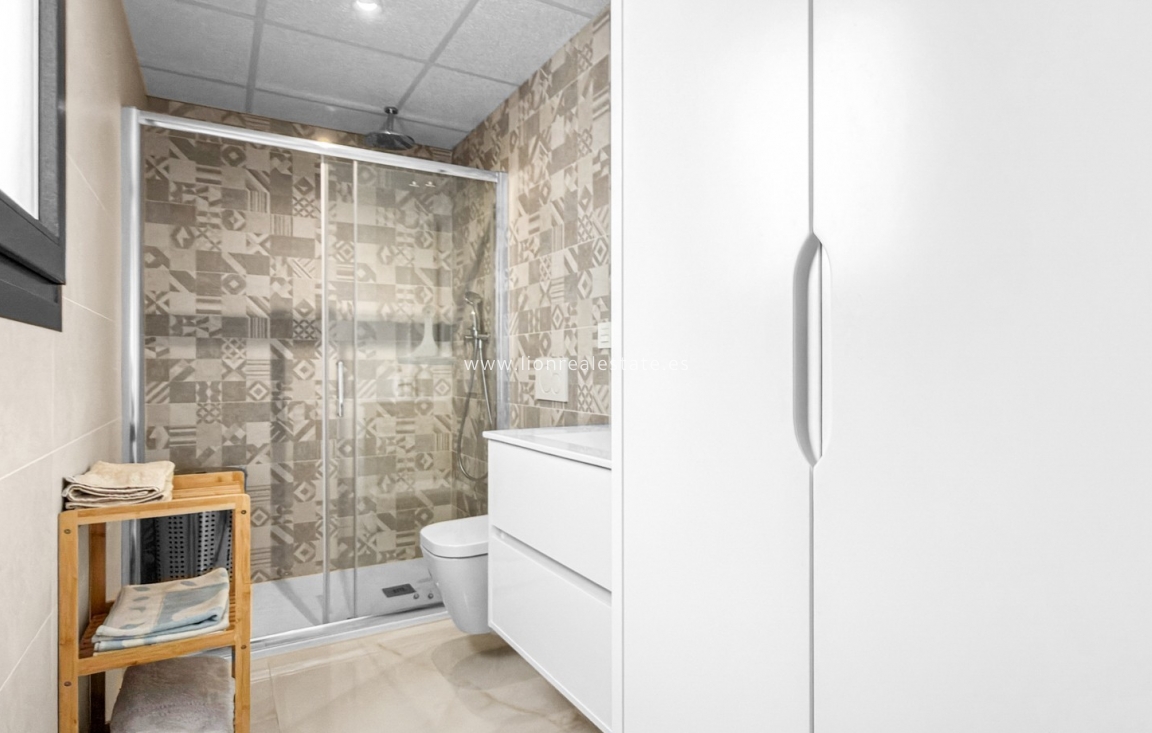 Resale - Apartment / flat - Orihuela Costa - Los Altos