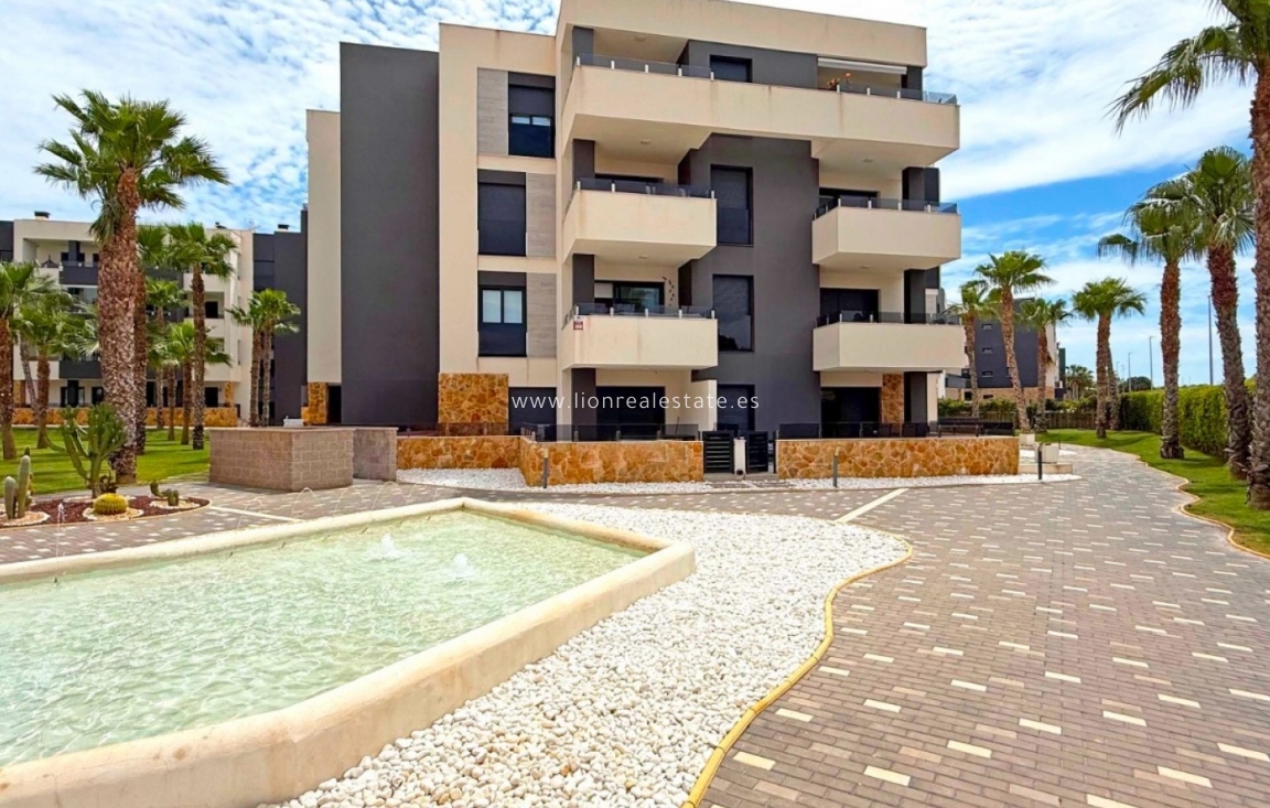 Resale - Apartment / flat - Orihuela Costa - Los Altos