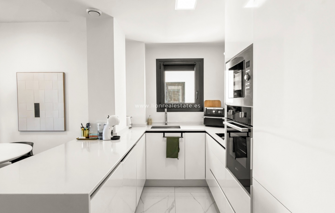 Resale - Apartment / flat - Orihuela Costa - Los Altos