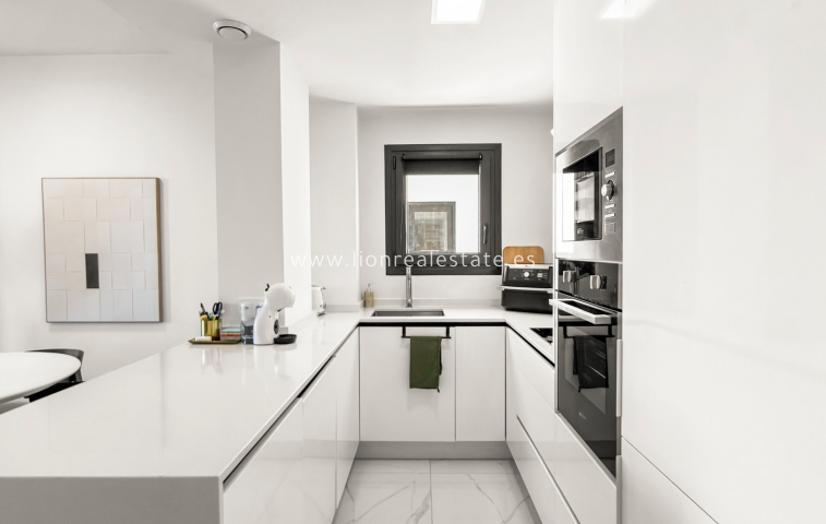 Resale - Apartment / flat - Orihuela Costa - Los Altos