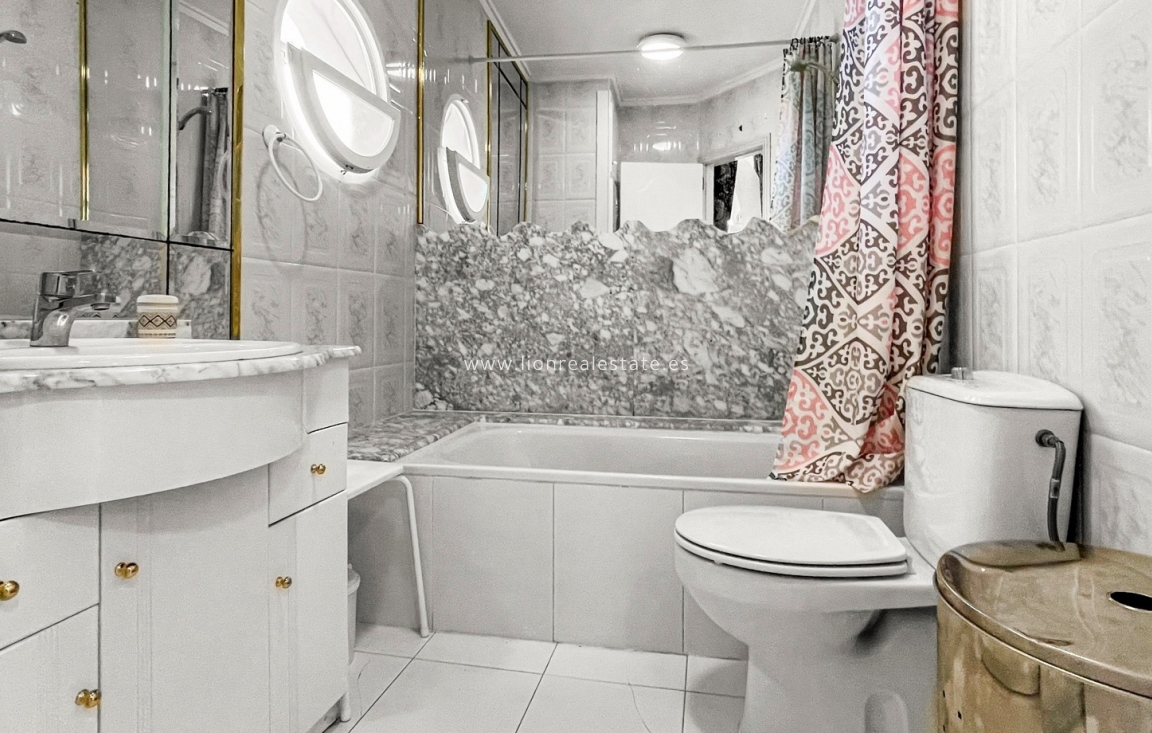 Resale - Apartment / flat - Orihuela Costa - Los Altos *