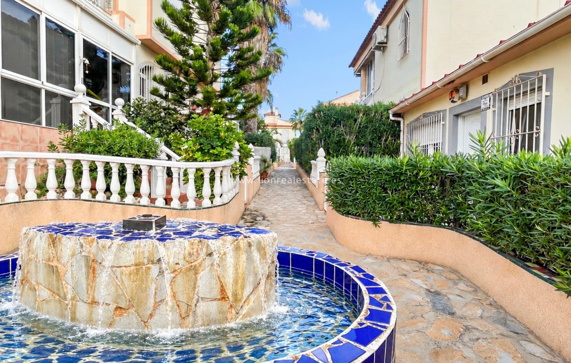 Resale - Apartment / flat - Orihuela Costa - Los Altos *