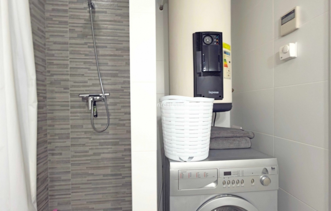 Resale - Apartment / flat - Orihuela Costa - Los Dolses