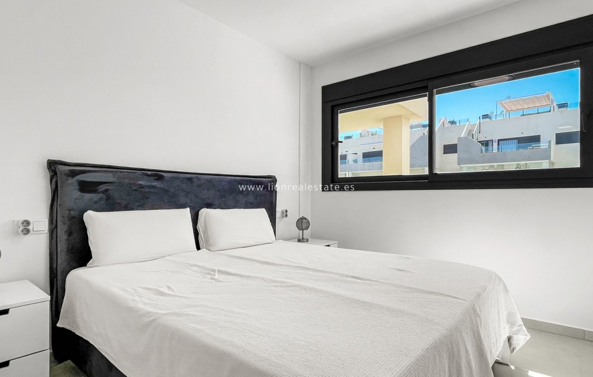 Resale - Apartment / flat - Orihuela Costa - Los Dolses