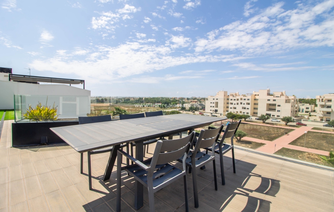 Resale - Apartment / flat - Orihuela Costa - Los Dolses