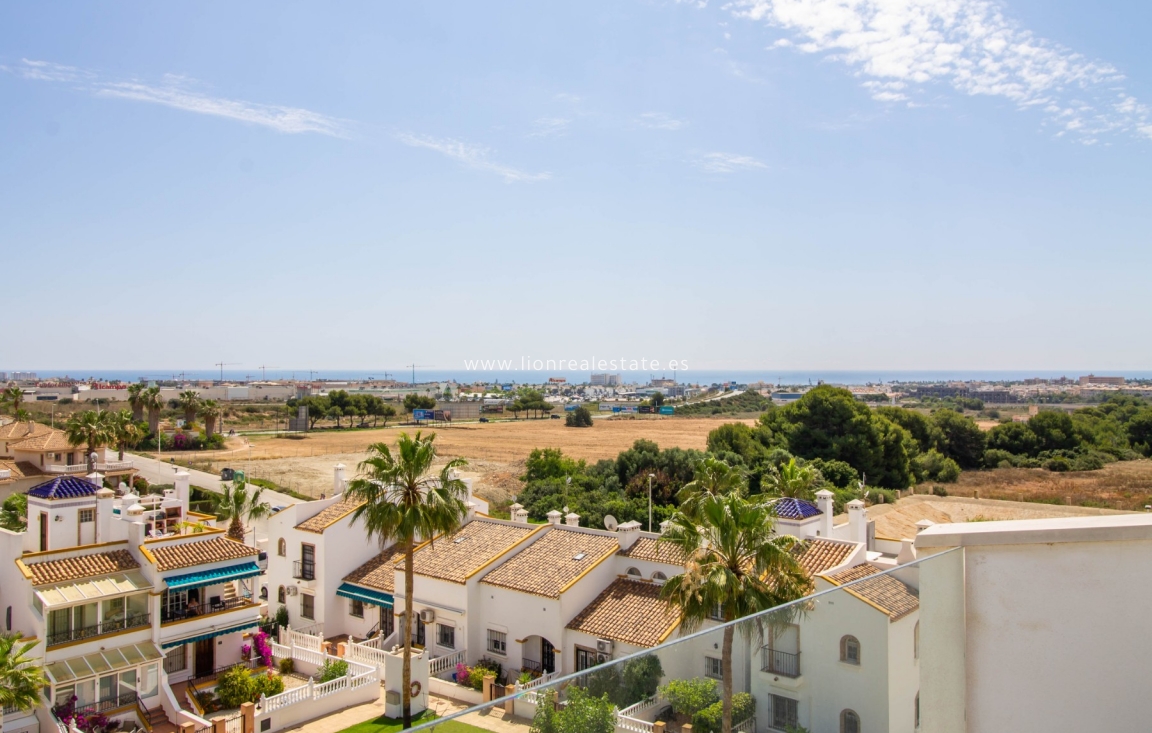 Resale - Apartment / flat - Orihuela Costa - Los Dolses