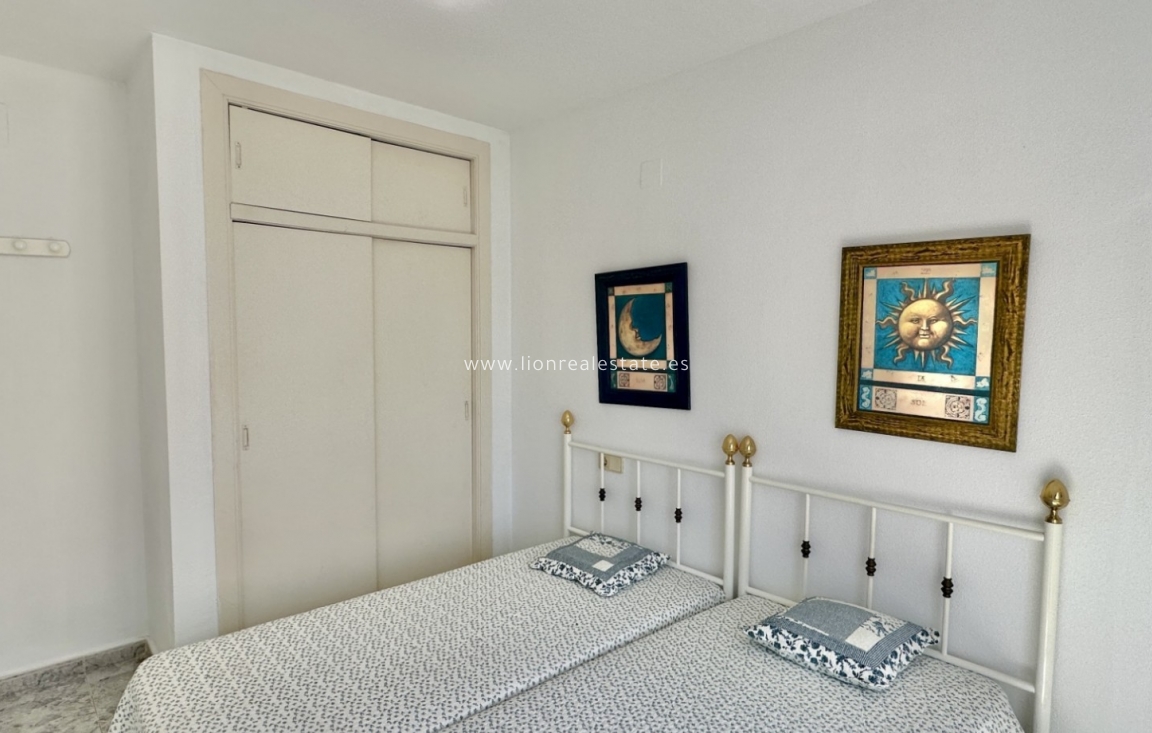 Resale - Apartment / flat - Orihuela Costa - Playa Flamenca