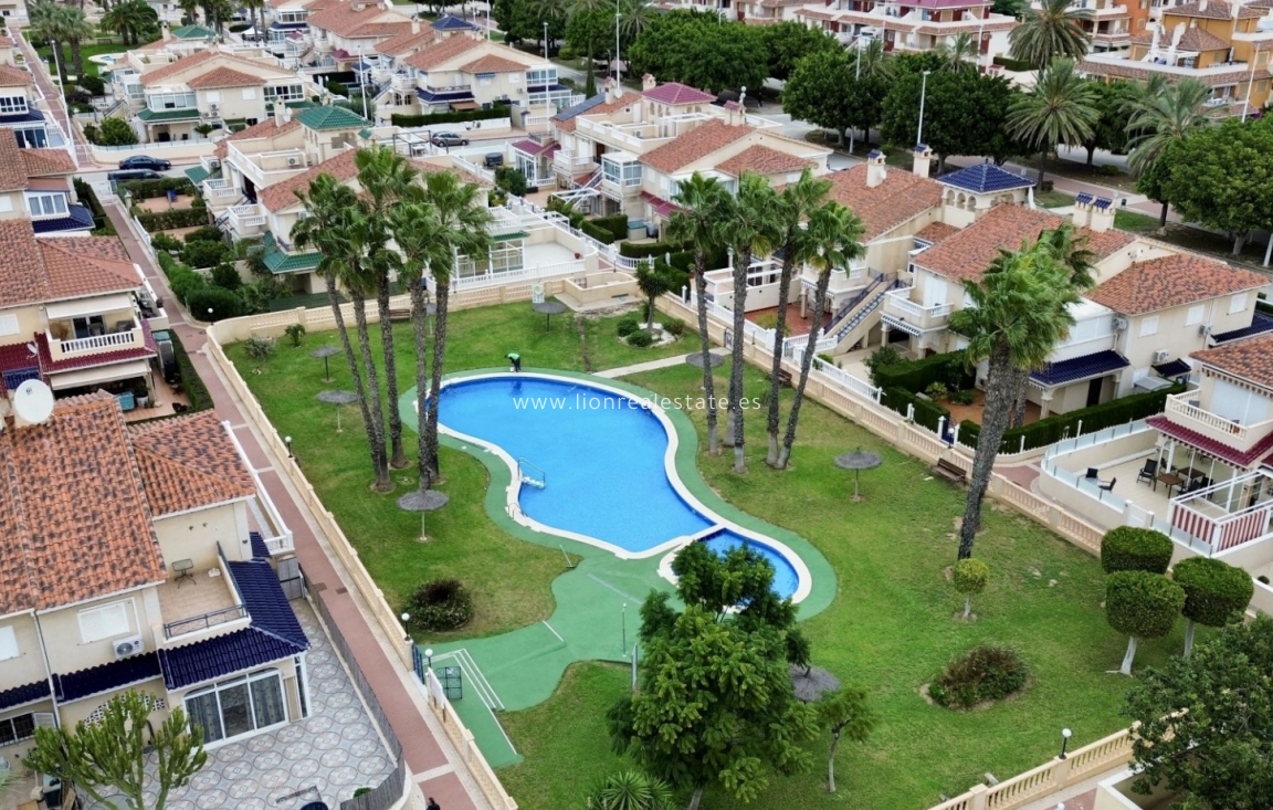 Resale - Apartment / flat - Orihuela Costa - Playa Flamenca
