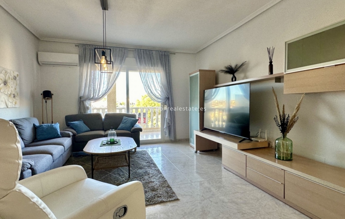 Resale - Apartment / flat - Orihuela Costa - Playa Flamenca