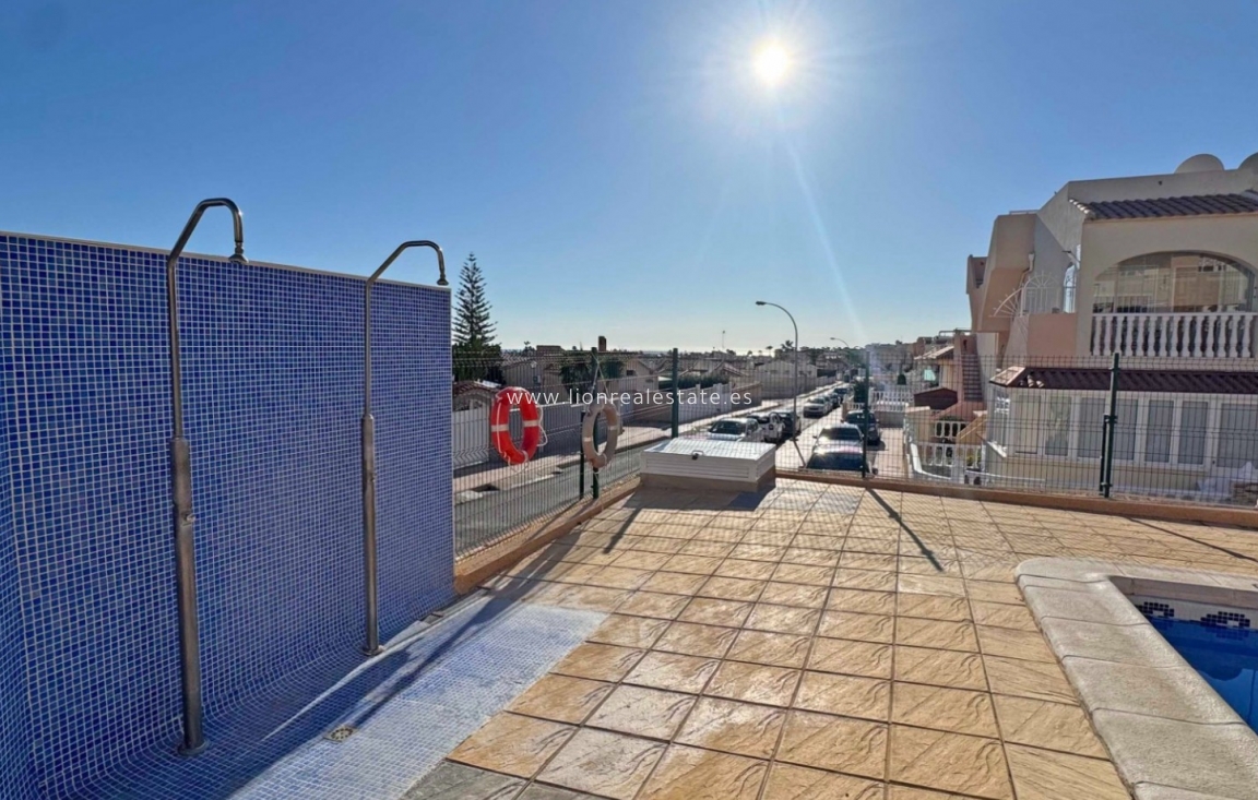 Resale - Apartment / flat - Orihuela Costa - Playa Flamenca