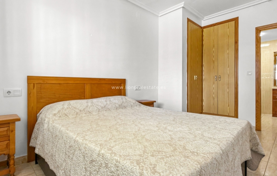 Resale - Apartment / flat - Orihuela Costa - Playa Flamenca