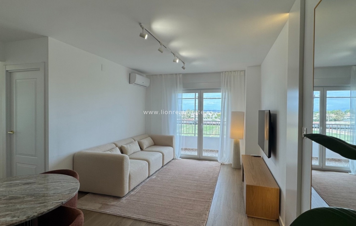 Resale - Apartment / flat - Orihuela Costa - Punta Prima
