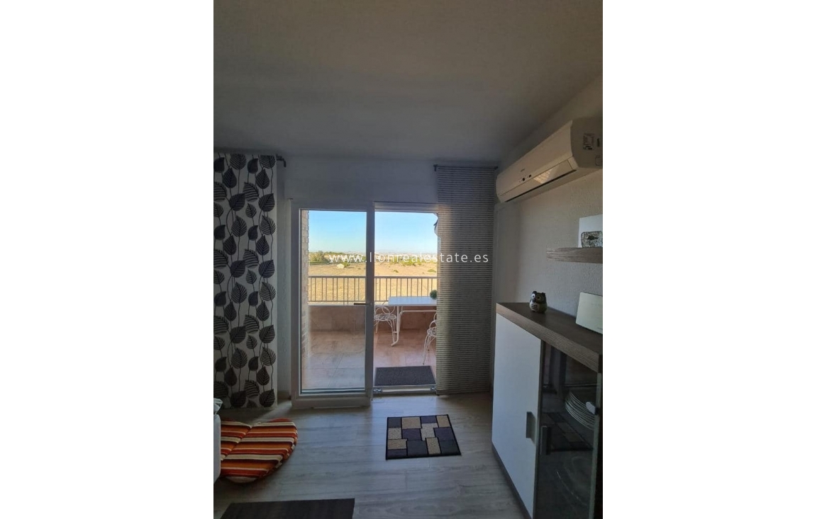 Resale - Apartment / flat - Orihuela Costa - Punta Prima