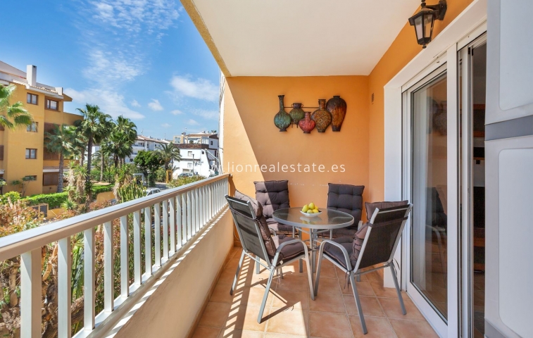 Resale - Apartment / flat - Orihuela Costa - Punta Prima