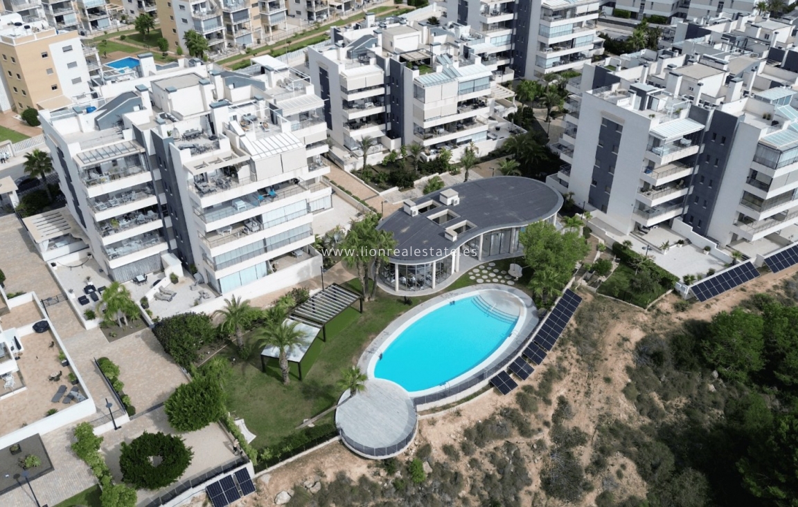 Resale - Apartment / flat - Orihuela Costa - Villamartín