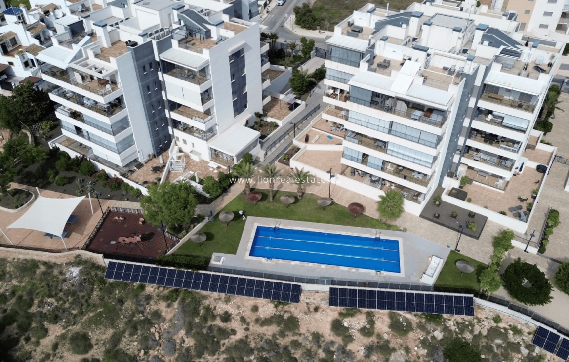 Resale - Apartment / flat - Orihuela Costa - Villamartín