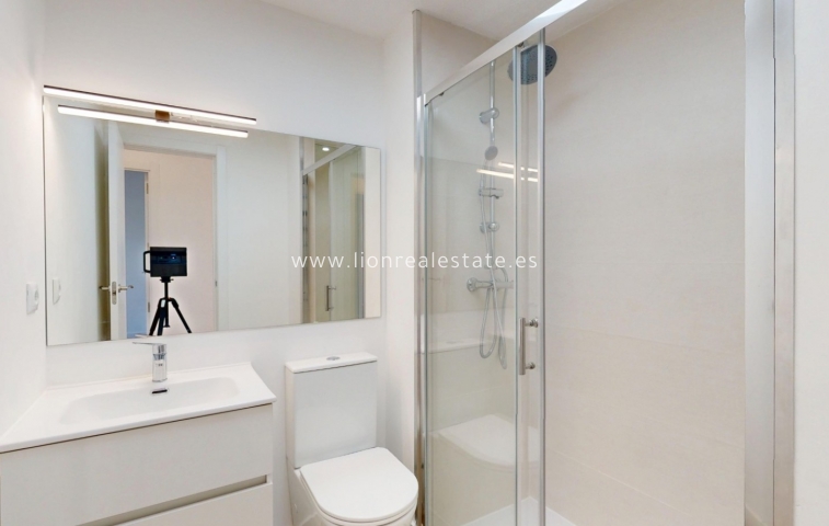 Resale - Apartment / flat - Orihuela Costa - Villamartín