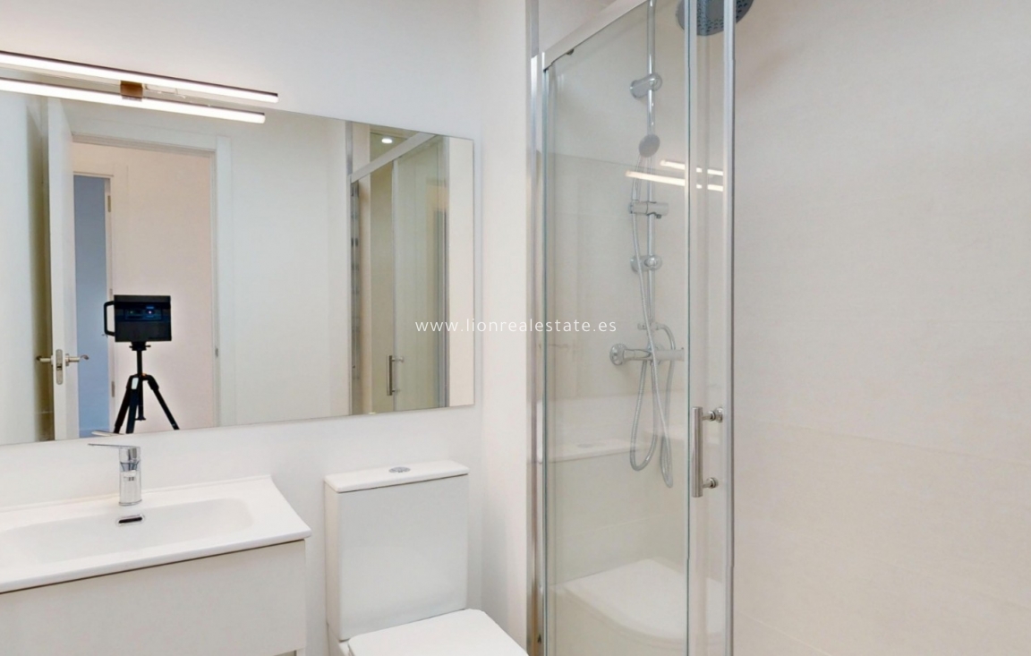 Resale - Apartment / flat - Orihuela Costa - Villamartín