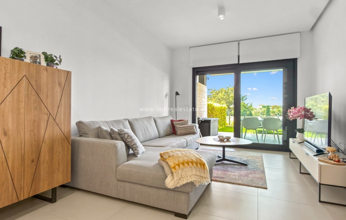 Resale - Apartment / flat - Pilar de la Horadada - Lo Romero Golf