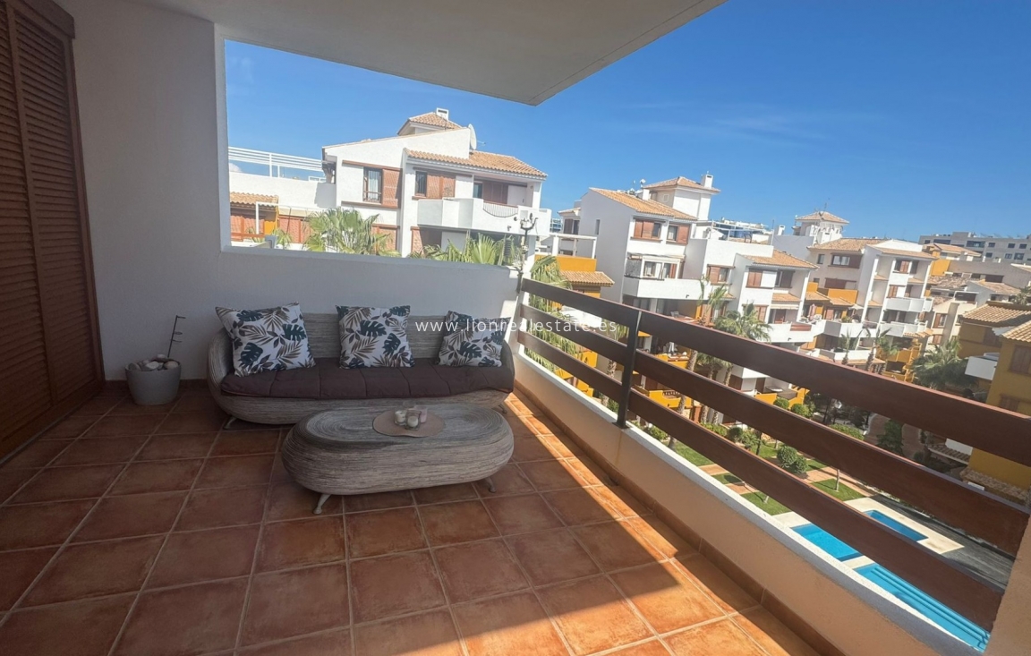 Resale - Apartment / flat - Punta Prima