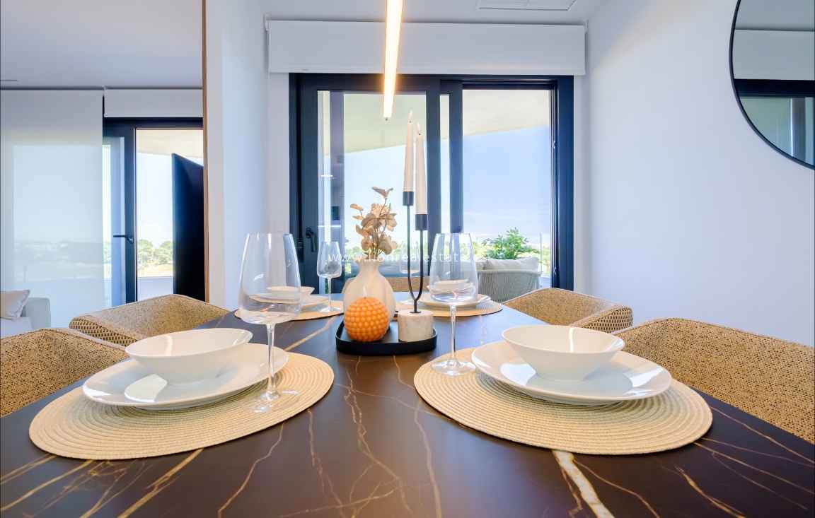 Resale - Apartment / flat - Punta Prima