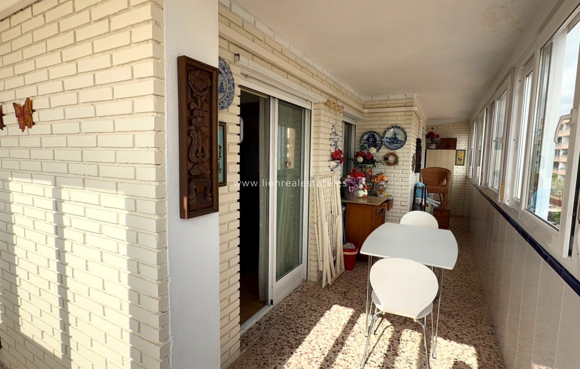 Resale - Apartment / flat - Punta Prima