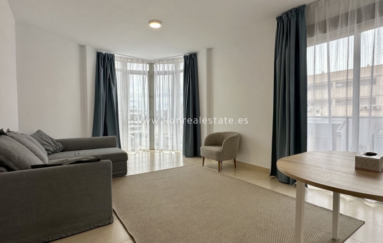 Resale - Apartment / flat - San Miguel de Salinas