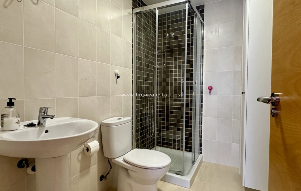 Resale - Apartment / flat - San Miguel de Salinas